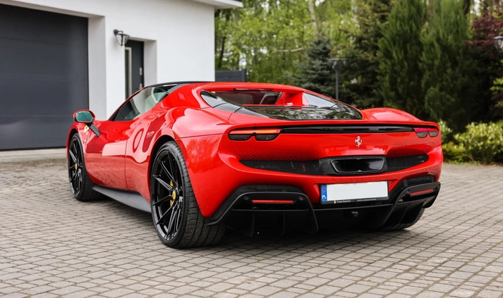 Ferrari 296 GTS cena 499000 przebieg: 1200, rok produkcji 2023 z Krosno małe 211